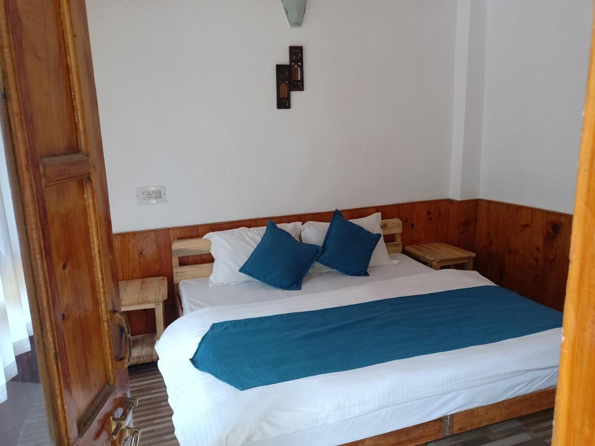 Jibhi Highness River Side Hotell Exteriör bild